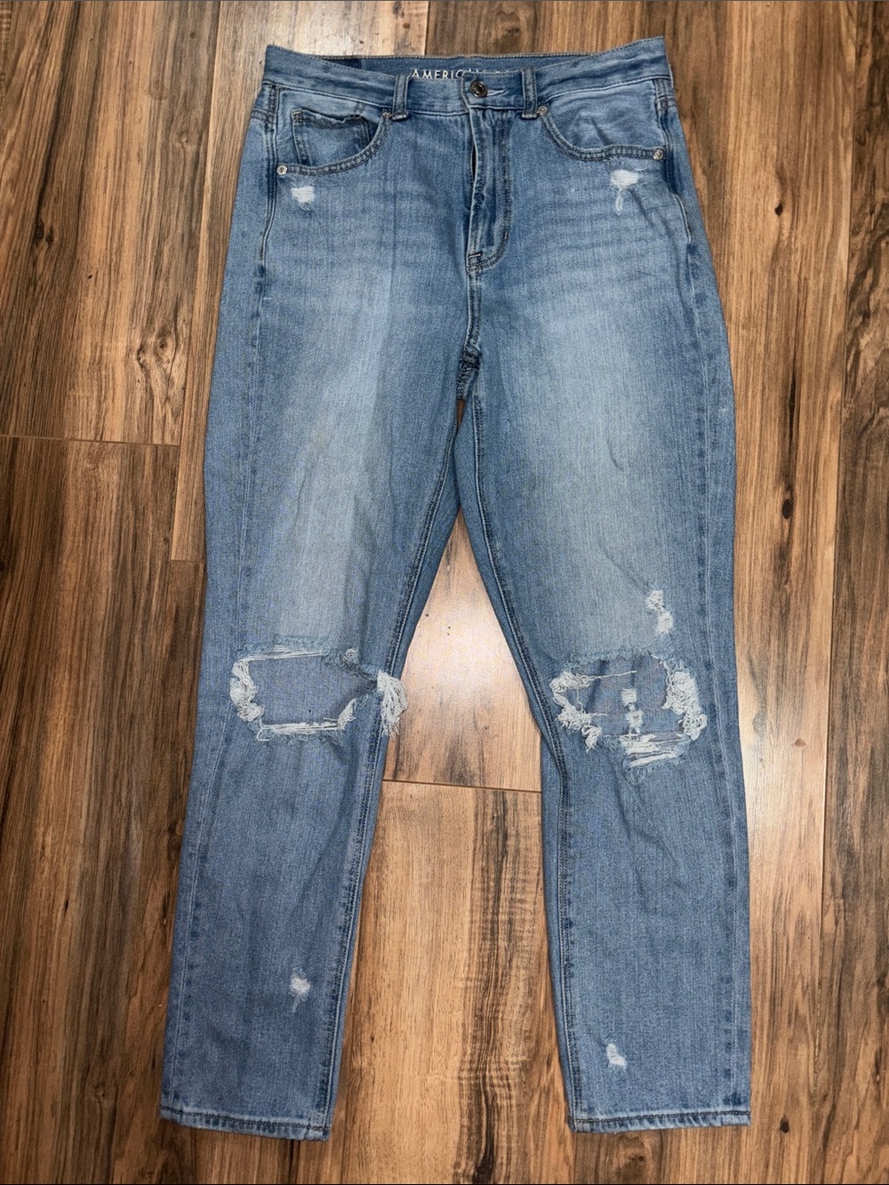 American Eagle Outfitters Light Blue Mom Jeans